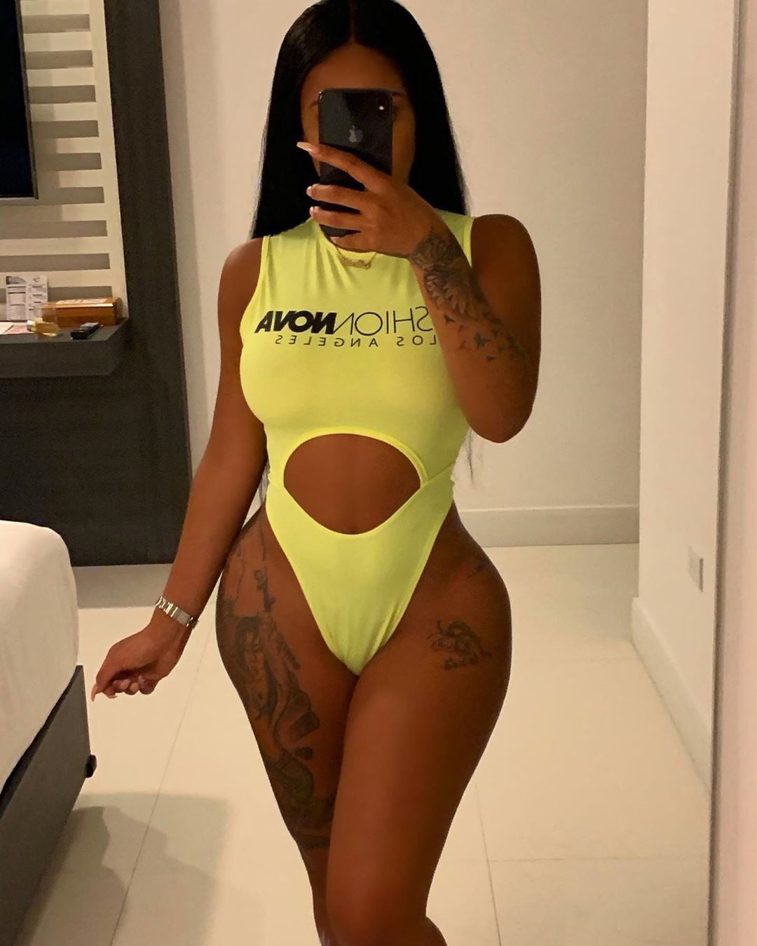 Alexis Skyy nude 7