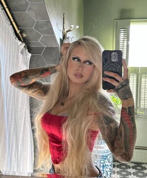 Alexis XJ nude 10