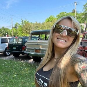 Alexis XJ nude 4