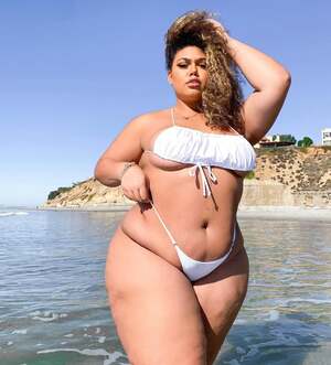 Alexus Danisha nude 7