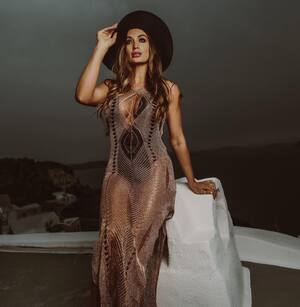 Ali Drew nude 9