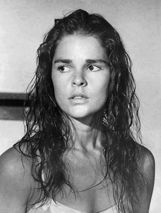 Ali MacGraw nude 4