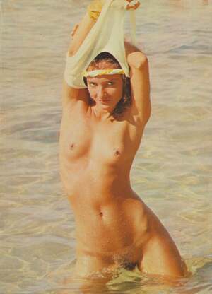 Alice De Carli nude 9