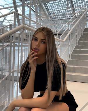 Alice Kisamirova nude 10
