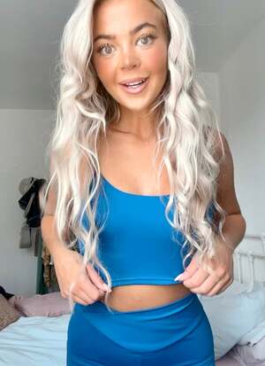 Alice Lou nude 5