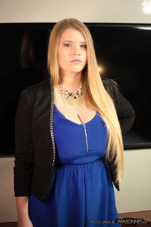 Alicia Linda nude 10