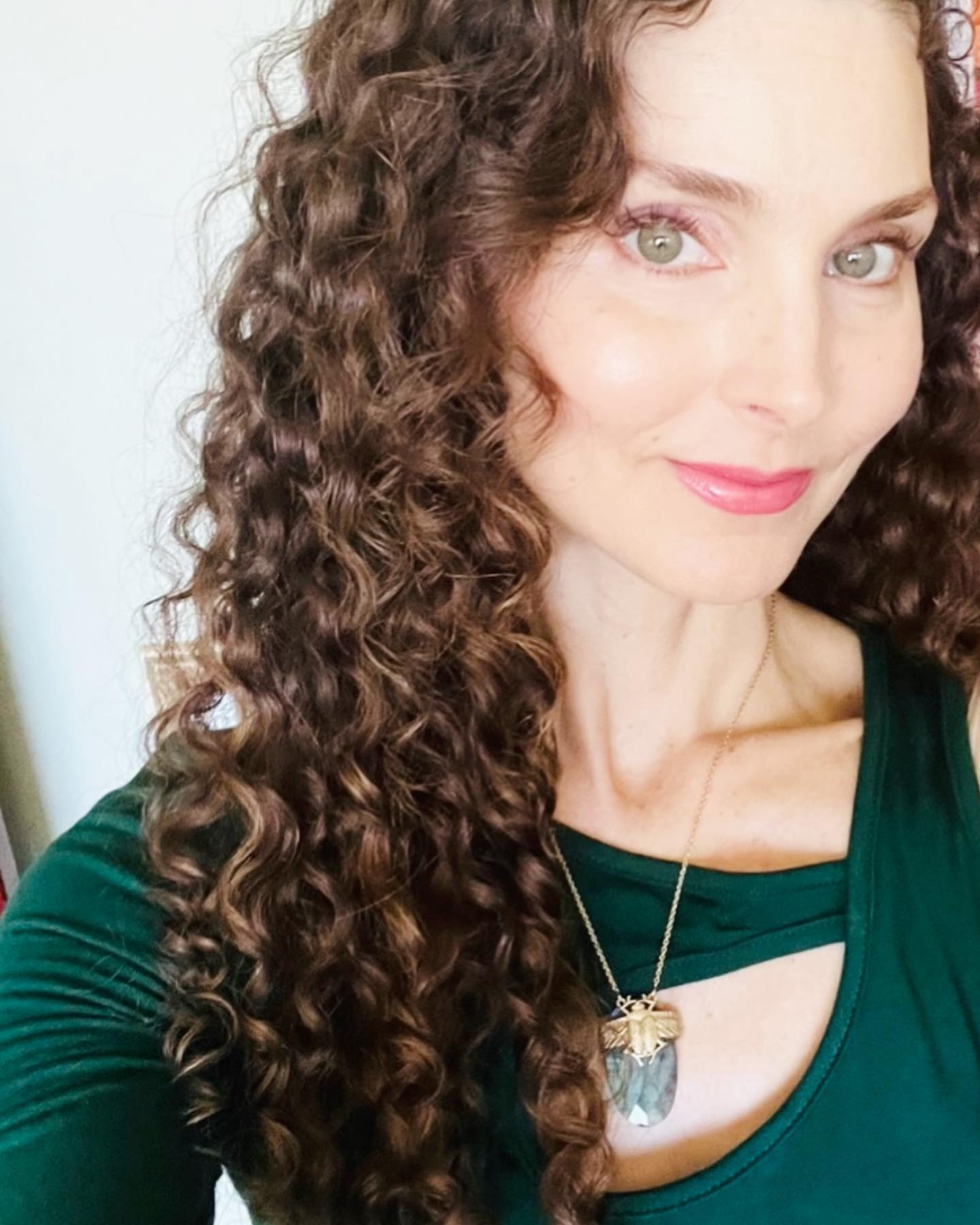 Alicia Minshew nude 12