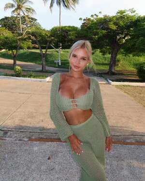 Alina Aignatova nude 12
