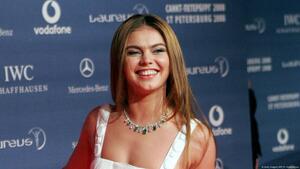 Alina Kabaeva nude 8