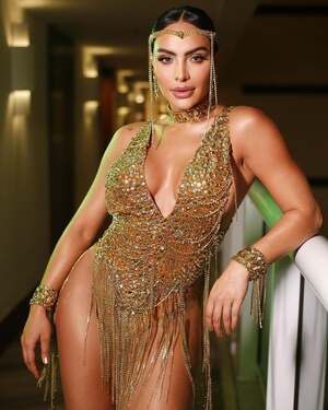 Aline Mineiro nude 4