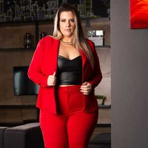 Aline Valente