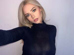 Alisa Dmitrieva nude 9