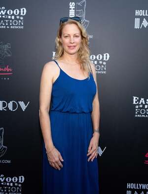 Alison Eastwood nude 6
