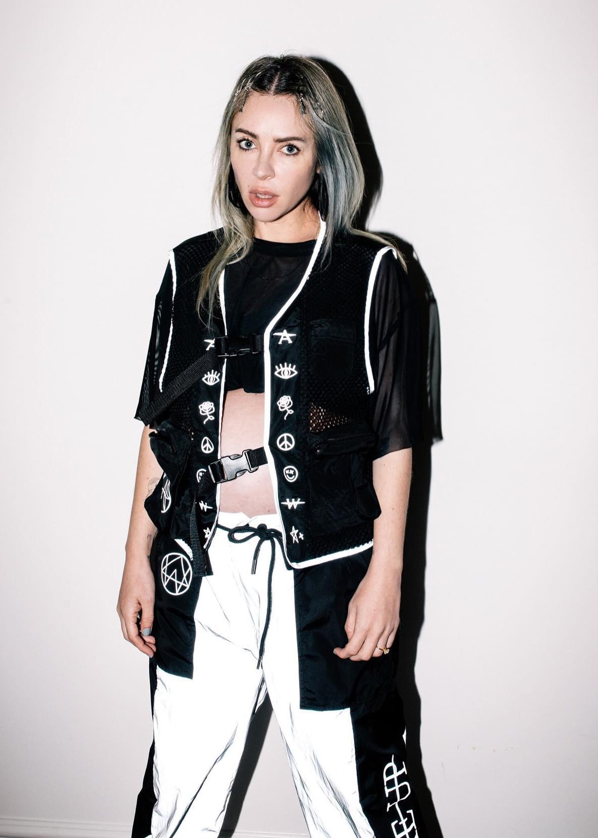 Alison Wonderland nude 2