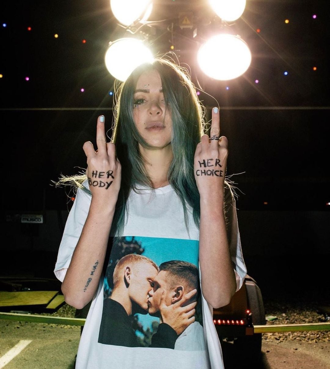 Alison Wonderland nude 9