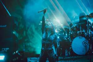 Alissa White-Gluz nude 11