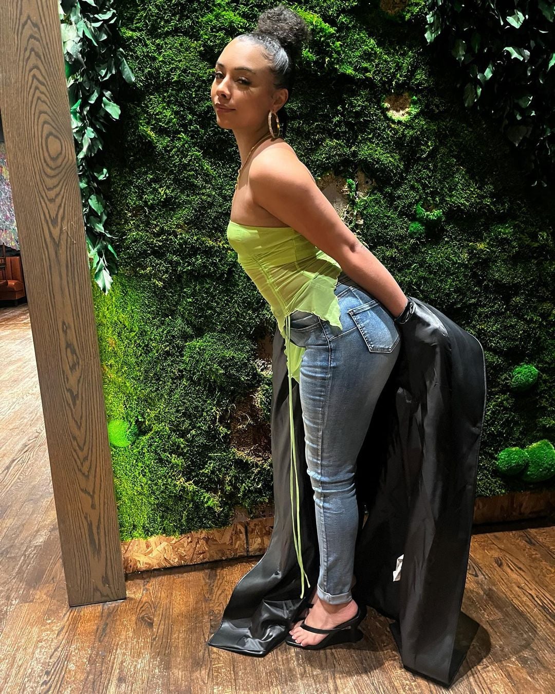 Alix Lapri nude 12