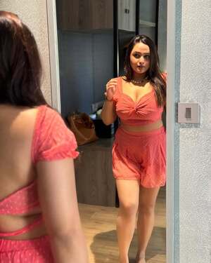 Aliya Naaz nude 7