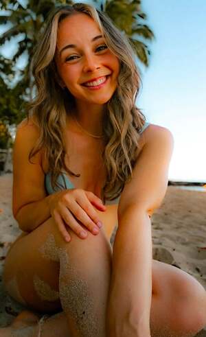 Alley Kerr nude 5
