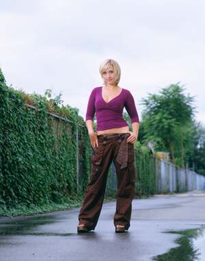 Allison Mack nude 9