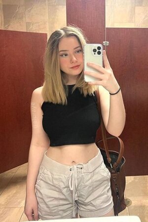 Ally Aluraye nude 9