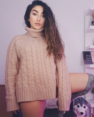 AlphaLeedah nude 3