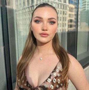 Alyssa McKay nude 8