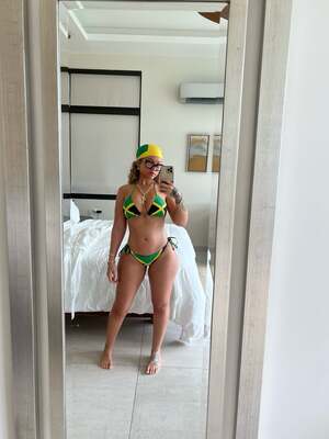 Alyssa Michelle Stephens nude 11