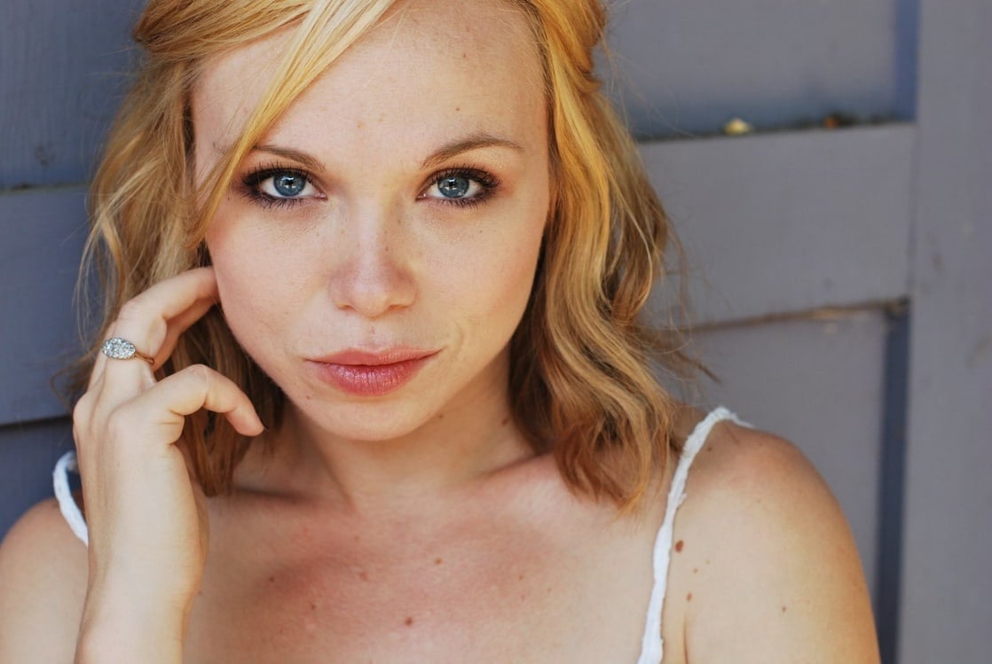 Amanda Fuller nude 5