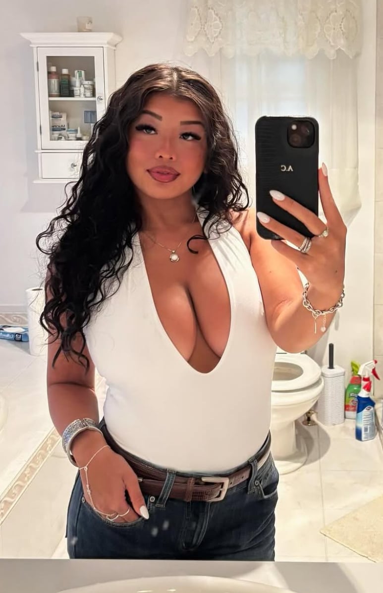 Amanda Jane Chan nude 4