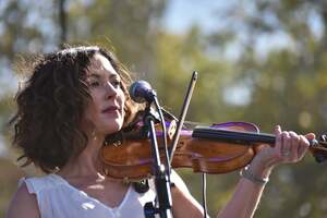 Amanda Shires nude 9