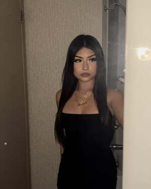 Amanda Solis nude 7