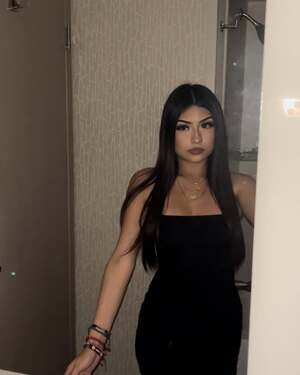 Amanda Solis nude 8