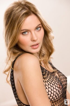 Amanda Streich nude 11