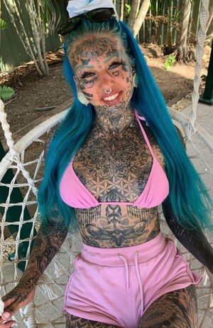 Amber Luke nude 11