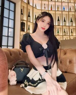 Amber Na nude 10