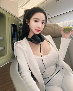 Amber Na nude 6