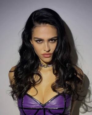 Amelia Gray Hamlin nude 8