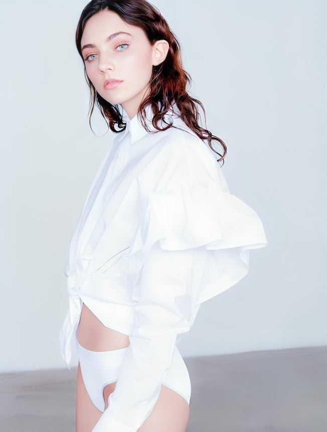 Amelia Zadro nude 7