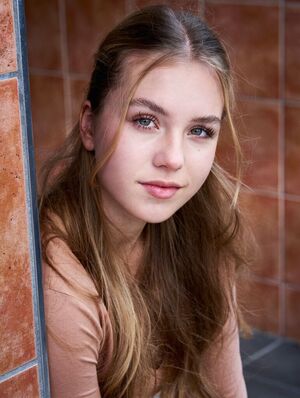 Amelie Lammers nude 12