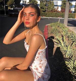 Amelie Zilber nude 7