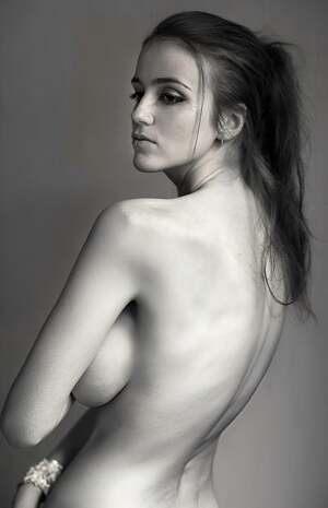 Ameliya Noita nude 10