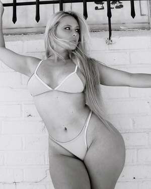 Amethyst Franklyn nude 8