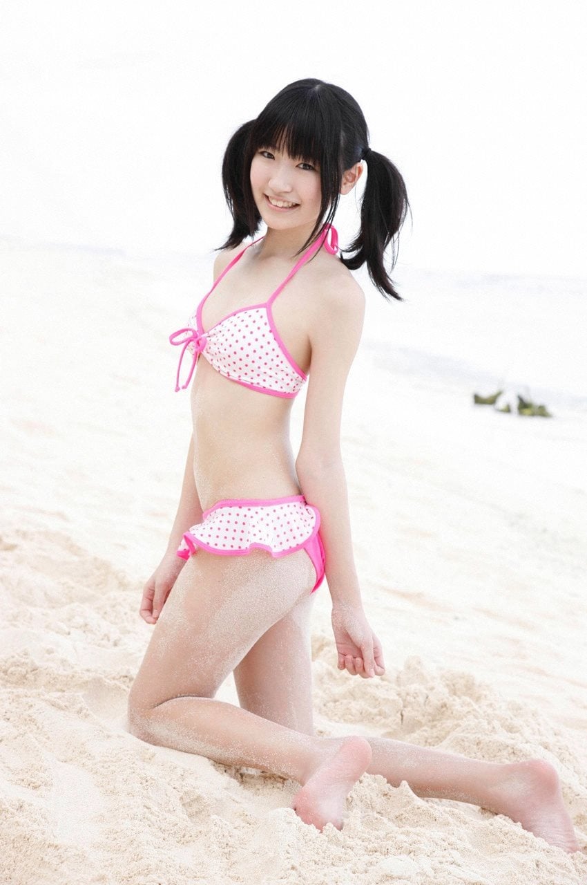 Ami Maeshima nude 2