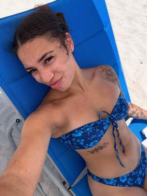 Amiah Simmons nude 7