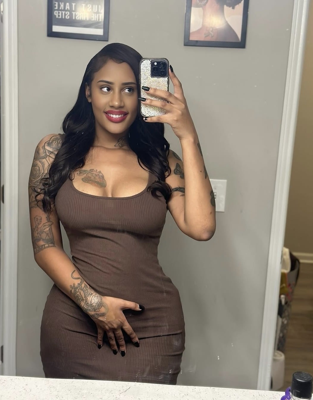 Amira Scriven nude 7