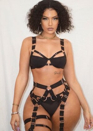 Amirah Dyme nude 2