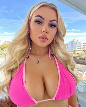 Amirah Leia nude 11
