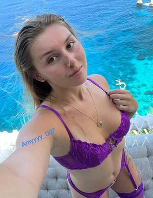 Amy Baby nude 9