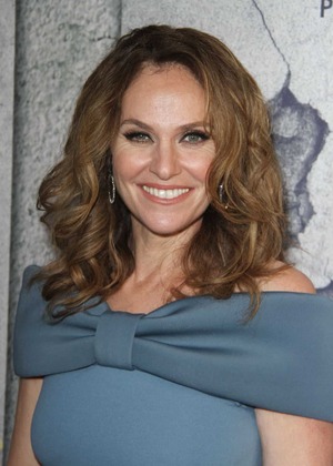 Amy Brenneman nude 5